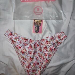 BRAND NEW STRAWBERRY MILK MOB YOUNG LOVE BOTTOMS NWT SIZE S